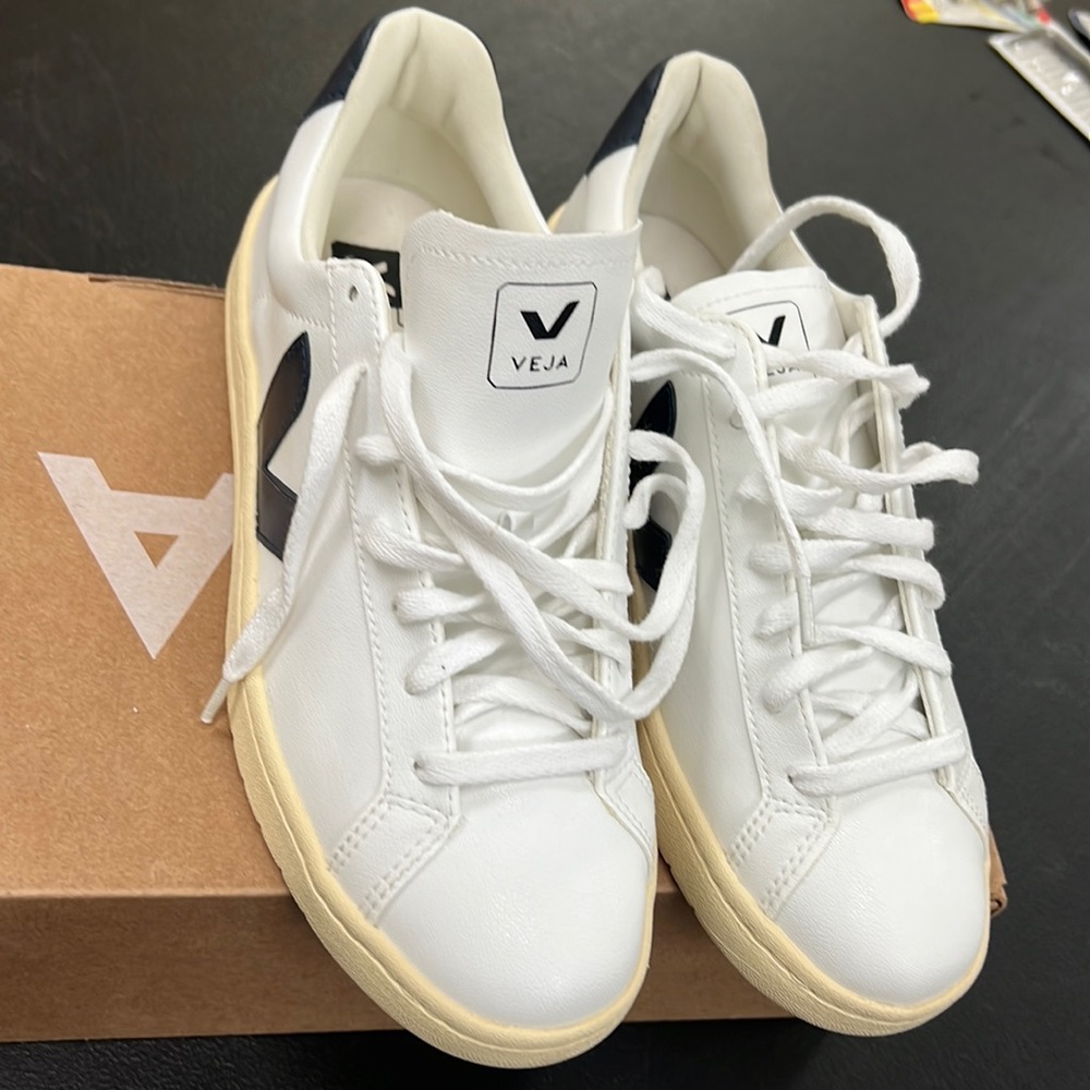 Brand new Veja White_Nautico_Butter shoes.